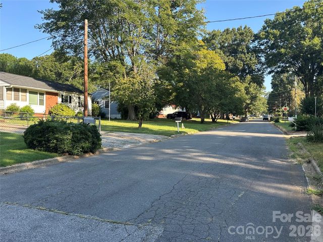 235 S Milford Drive, Salisbury, NC 28144