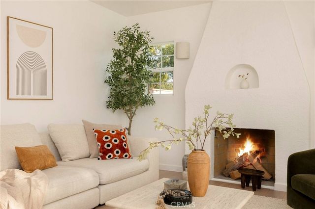 800 N N Formosa, Los Angeles, CA 90046