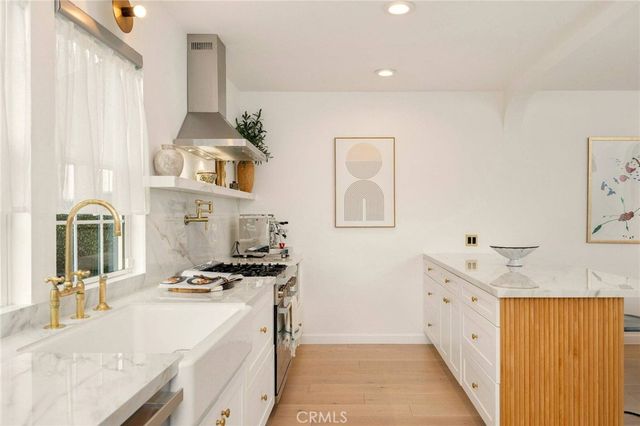 800 N N Formosa, Los Angeles, CA 90046