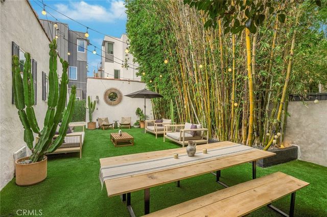 800 N N Formosa, Los Angeles, CA 90046