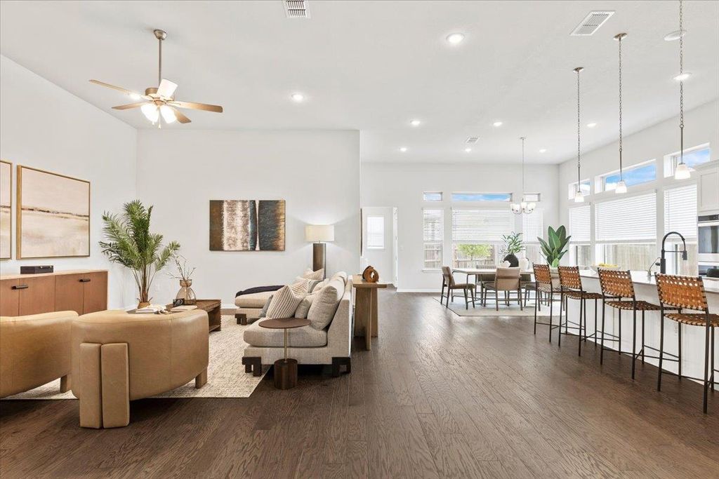 271 Eclipse DR, Austin, TX 78737