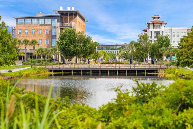 126 Fairbanks Drive, Charleston, SC 29492