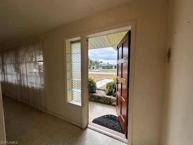 1727 Cornwallis PKWY, Cape Coral, FL 33904