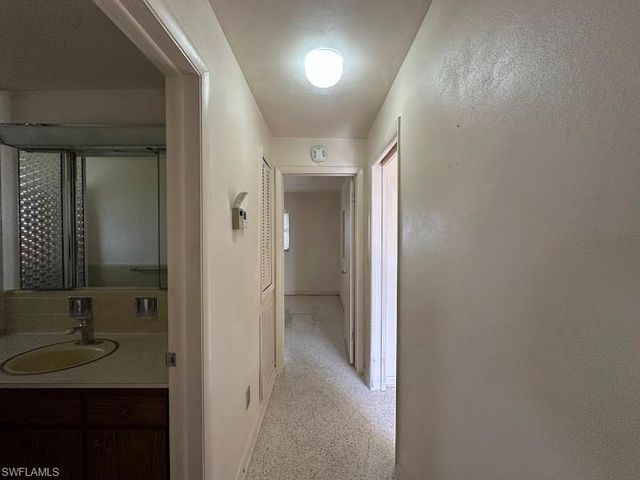 1727 Cornwallis PKWY, Cape Coral, FL 33904