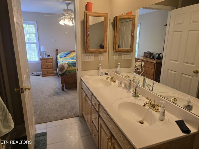 106 Lafayette Point, Crossville, TN 38558