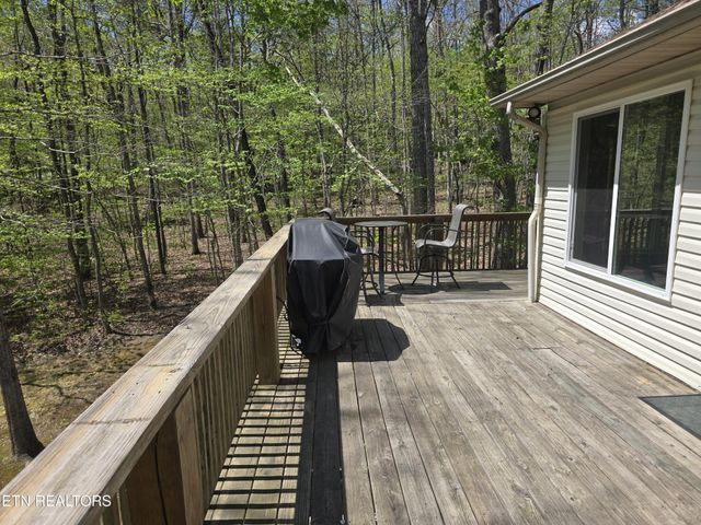 106 Lafayette Point, Crossville, TN 38558