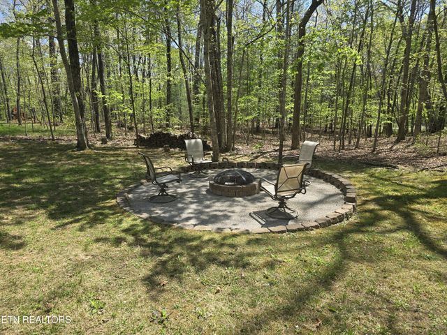 106 Lafayette Point, Crossville, TN 38558