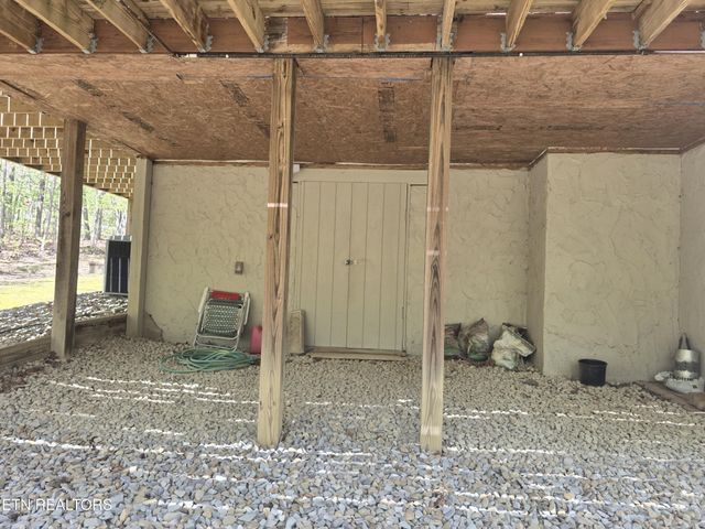 106 Lafayette Point, Crossville, TN 38558