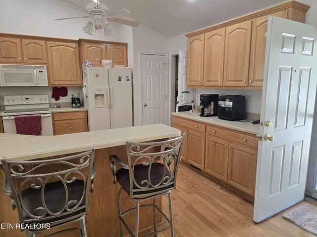 106 Lafayette Point, Crossville, TN 38558