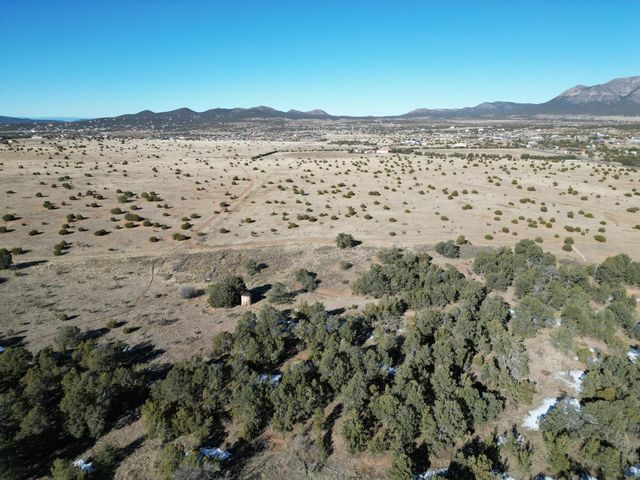 19 Bolivar Loop, Tijeras, NM 87059