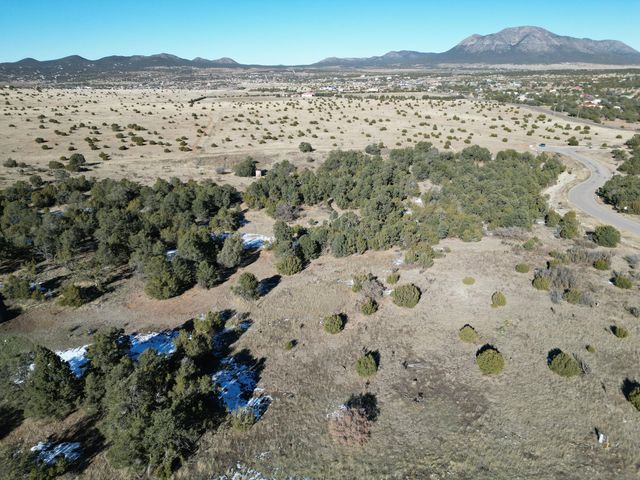 19 Bolivar Loop, Tijeras, NM 87059