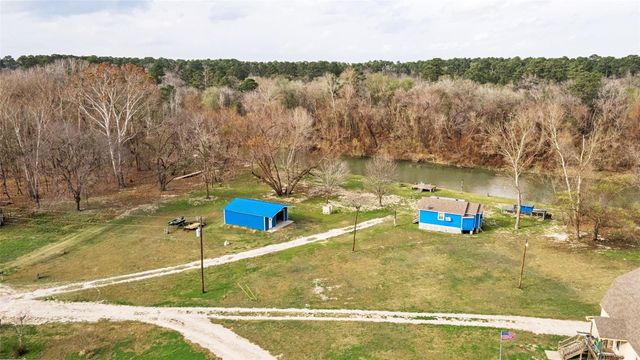 239 Fishermans Trail, Huntsville, TX 77320