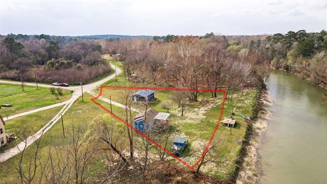 239 Fishermans Trail, Huntsville, TX 77320