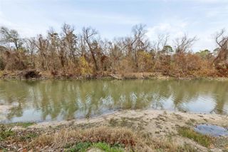 239 Fishermans Trail, Huntsville, TX 77320