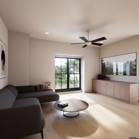 15099 Sweet Springs Dr, Tyler, TX 75703