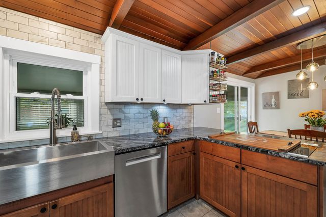 71 Annis Dr Unit 1, Gilford, NH 03249