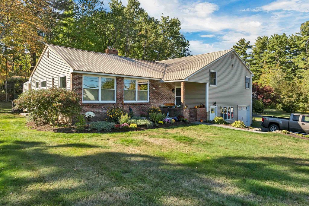 71 Annis Dr Unit 1, Gilford, NH 03249