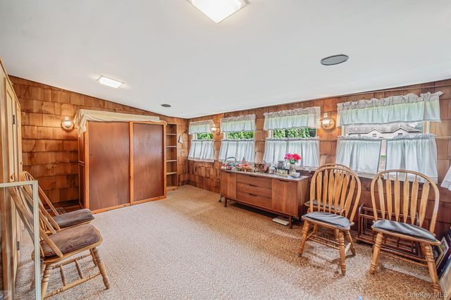 15 Buhl Lane, East Northport, NY 11731