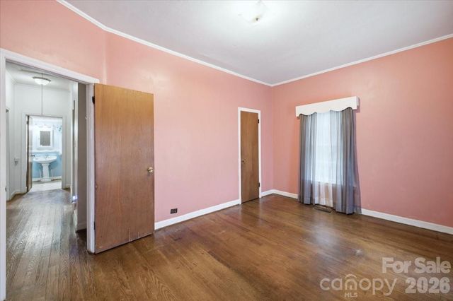 8512 Colgate Circle, Charlotte, NC 28214