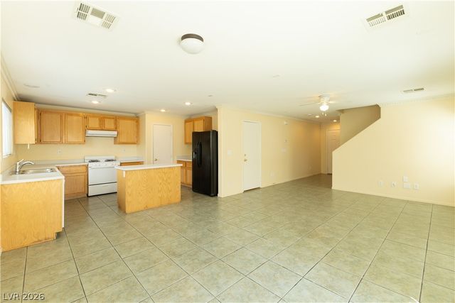 8941 First Lady Avenue, Las Vegas, NV 89148