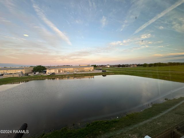 125 Gadwall Drive, Youngsville, LA 70592