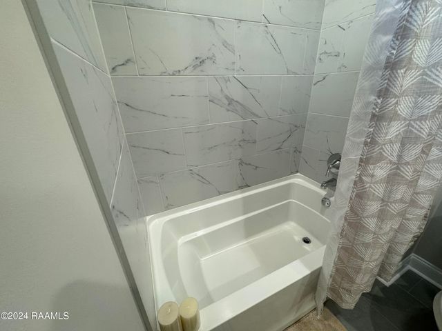 125 Gadwall Drive, Youngsville, LA 70592