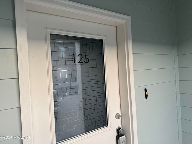 125 Gadwall Drive, Youngsville, LA 70592