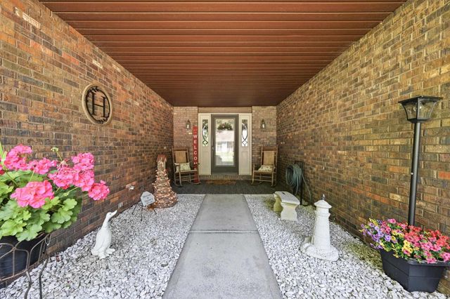 4804 N Camelot Drive, Muncie, IN 47304
