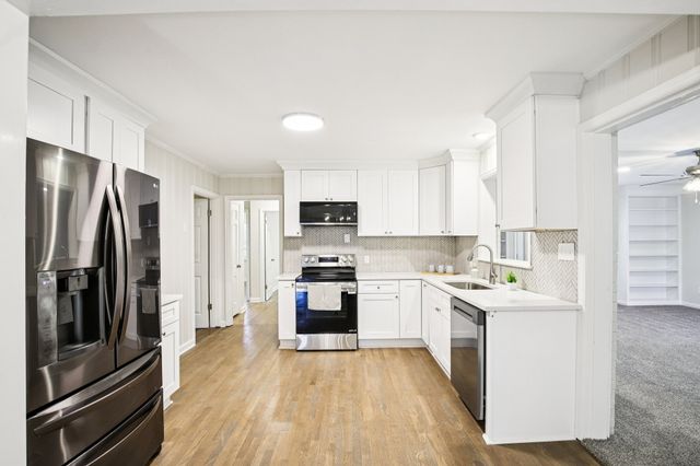 114 Fairview Dr, Mount Pleasant, TN 38474