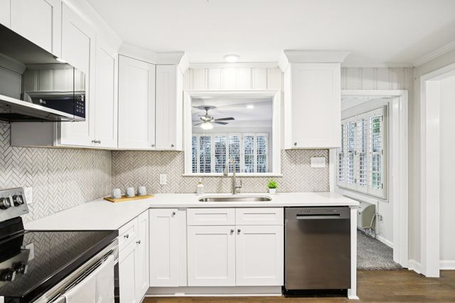 114 Fairview Dr, Mount Pleasant, TN 38474