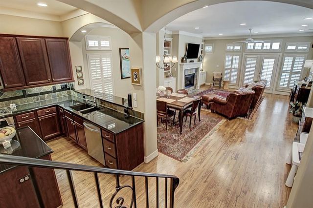 246 Detering Street, Houston, TX 77007