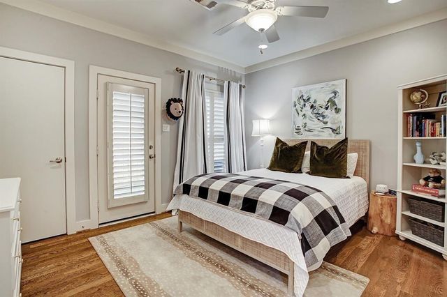 246 Detering Street, Houston, TX 77007