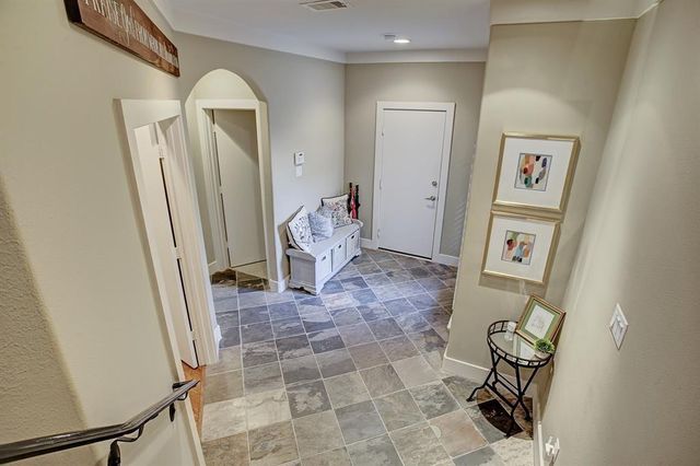 246 Detering Street, Houston, TX 77007