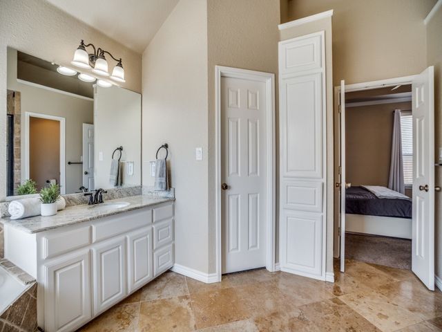 5204 Gaelic Court, Denton, TX 76208