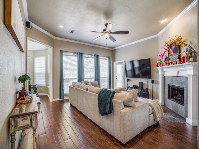 5204 Gaelic Court, Denton, TX 76208