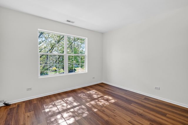 24038 W Walnut Circle 24038, Plainfield, IL 60585