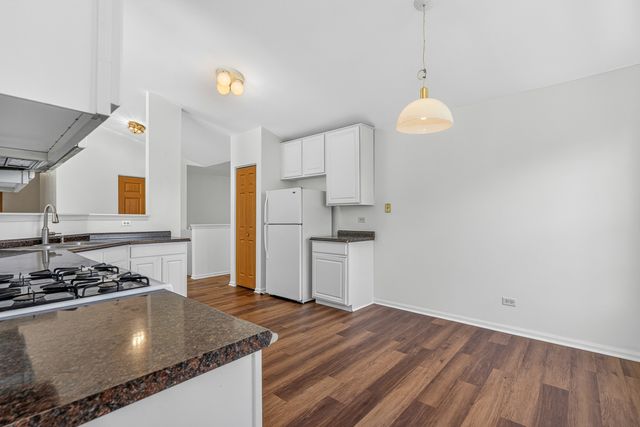 24038 W Walnut Circle 24038, Plainfield, IL 60585