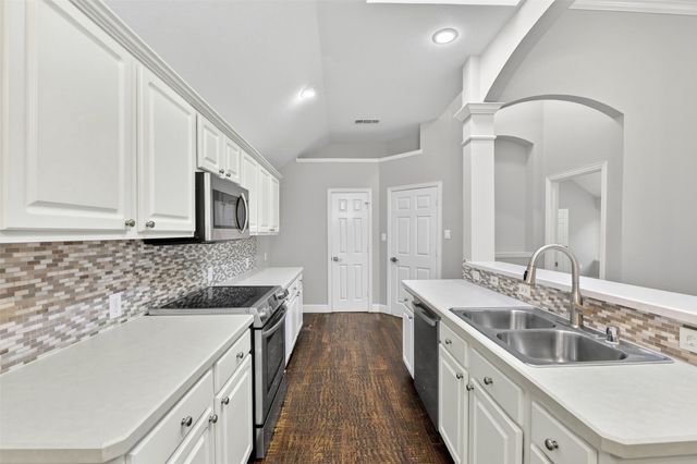 8104 Springmoss Drive, Plano, TX 75025