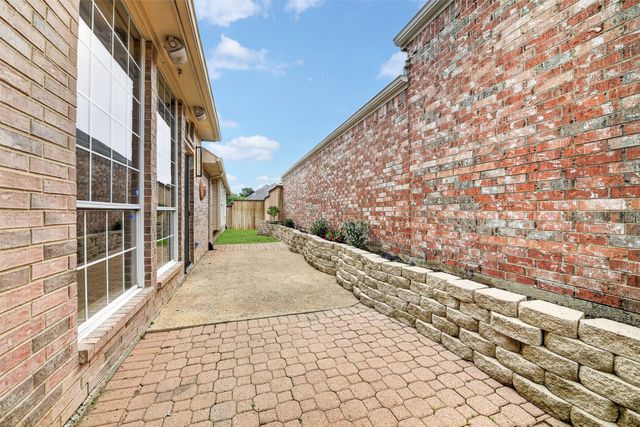 8104 Springmoss Drive, Plano, TX 75025