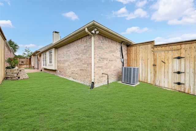 8104 Springmoss Drive, Plano, TX 75025