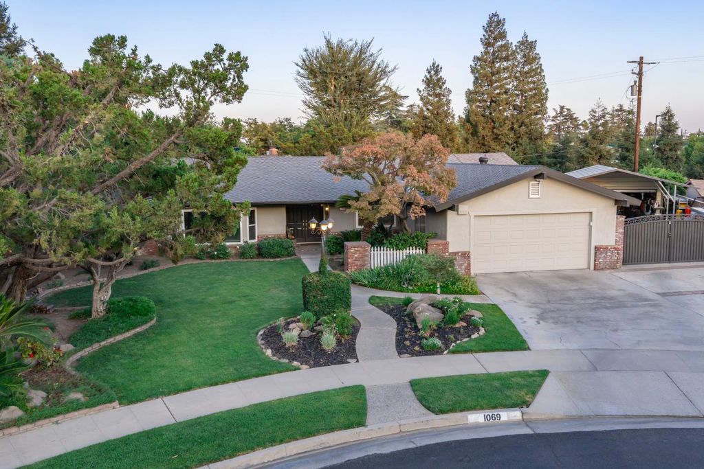 Image 65 of property listing at 1069 W Mesa Court, Fresno, CA 93711