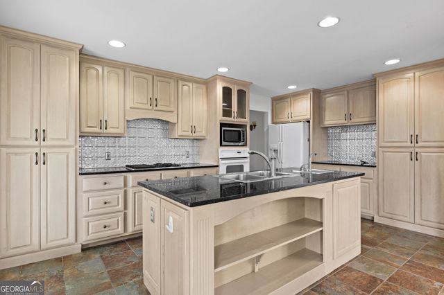 177 - H Shangri La Drive, Mineral Bluff, GA 30559