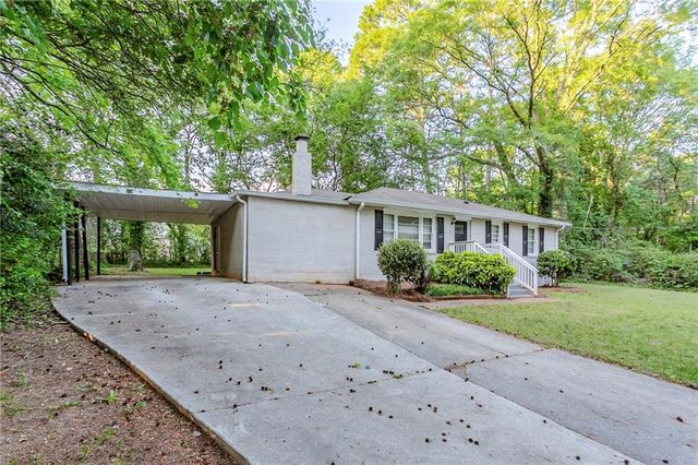 2576 Brentwood Road, Decatur, GA 30032
