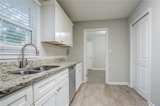 2576 Brentwood Road, Decatur, GA 30032