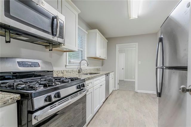 2576 Brentwood Road, Decatur, GA 30032