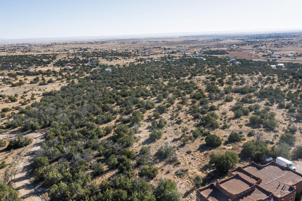 Image 13 of property listing at 71 Sunset Boulevard, Edgewood, NM 87015