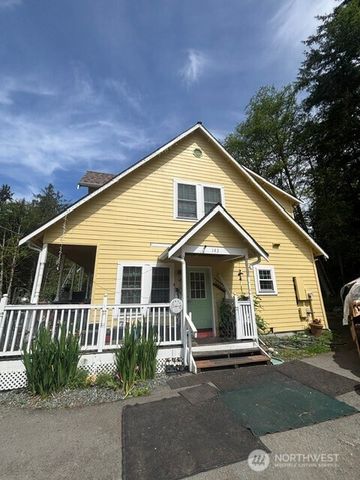 143 Johnson Lane, Oak Harbor, WA 98277