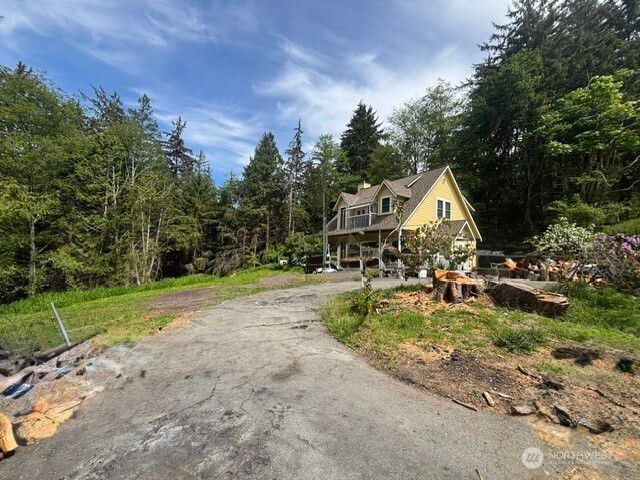 143 Johnson Lane, Oak Harbor, WA 98277