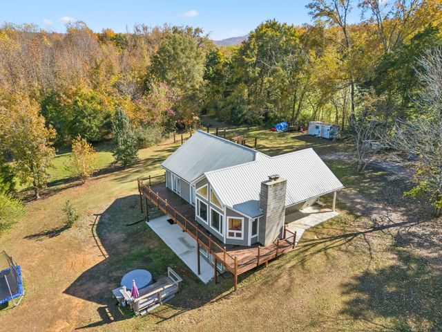 232 Covenant Ln, Mcminnville, TN 37110