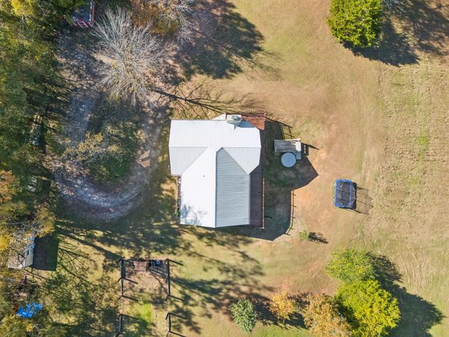 232 Covenant Ln, Mcminnville, TN 37110